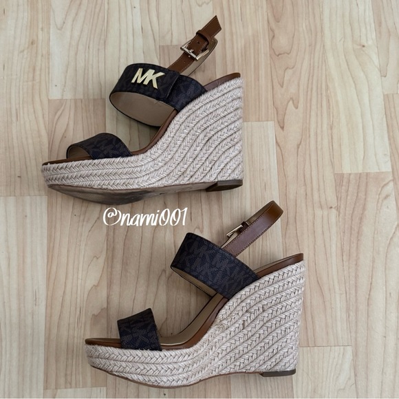 MICHAEL Michael Kors Brown Monogram Deanna Wedges Sandals with Logo Straps - Picture 6 of 9